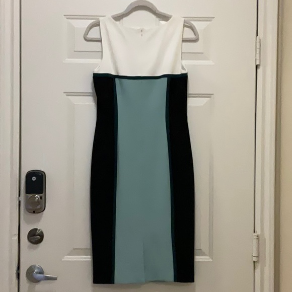 WHBM DRESS SIZE 2 - Picture 3 of 3